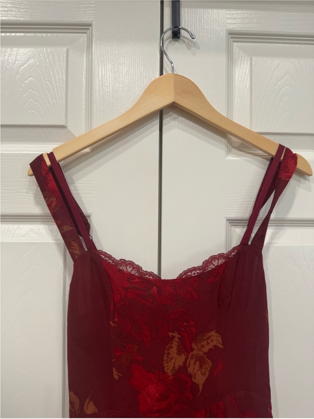 NWOT Reformation Iris Burgundy Wine Floral Whimsy Sz 12 Midi Dress - Picture 5 of 11